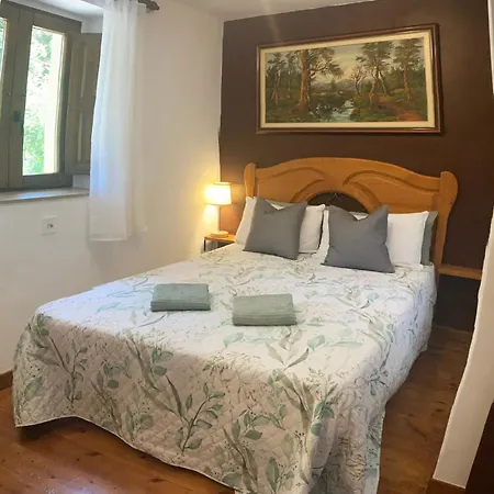Anima Cantabria فندق مبيت وإفطار *