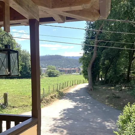 Anima Cantabria فندق مبيت وإفطار *